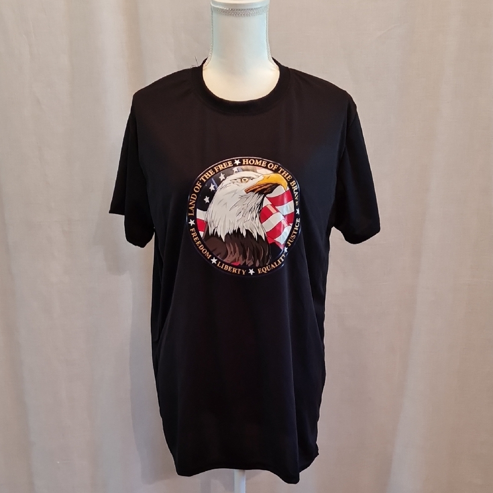 5/$15 Black Patriotic Graphic T-Shirt with Eagle Design, Free Bag; NWOT, Unisex